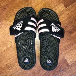 Velcro Adidas Sandals 💕